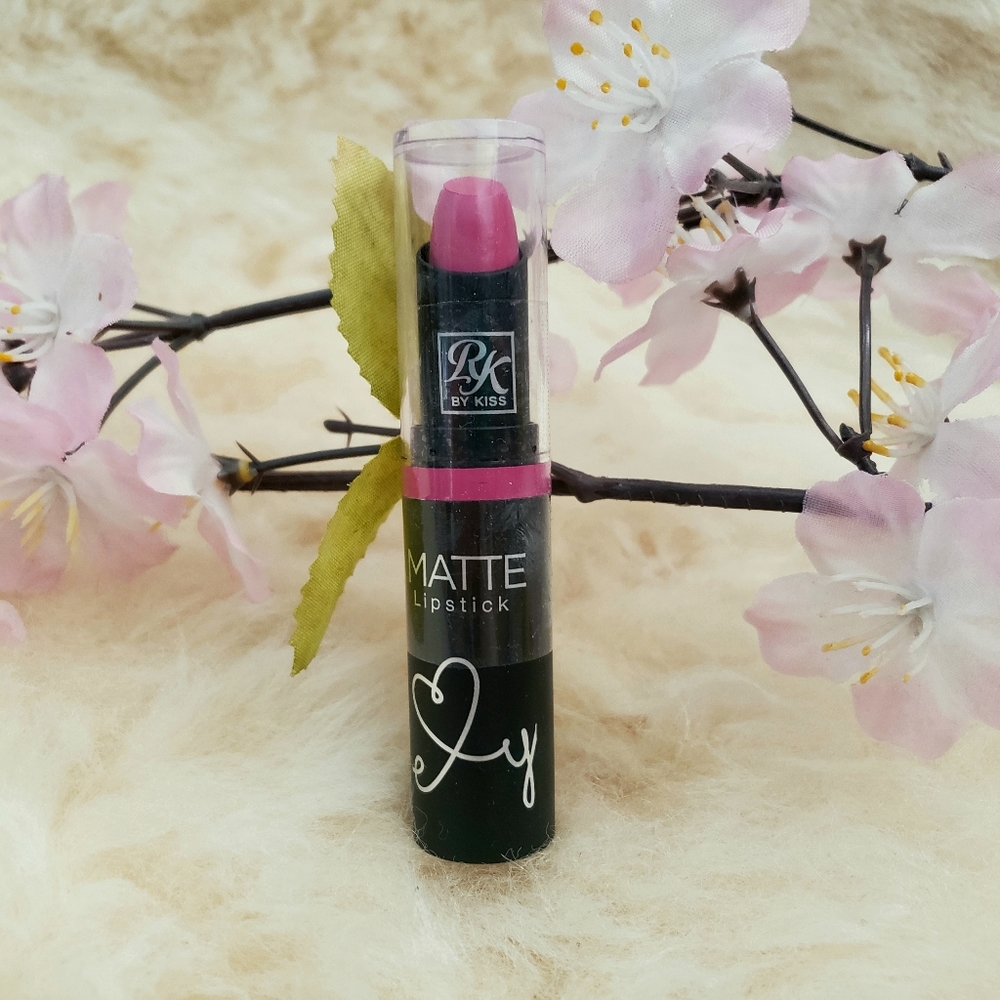 💋 Ruby Kisses Matte Lipstick Sugar Pink